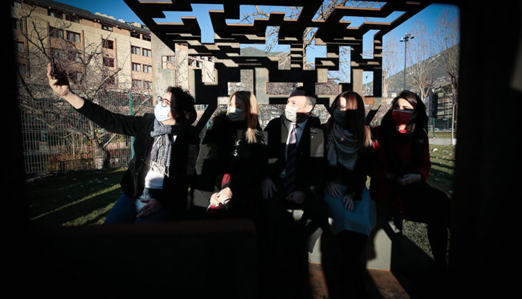 Presentació de l'escultura: "El Voluntariat" de l'artista Nerea Aixàs. Foto:SFGA/CEsteve